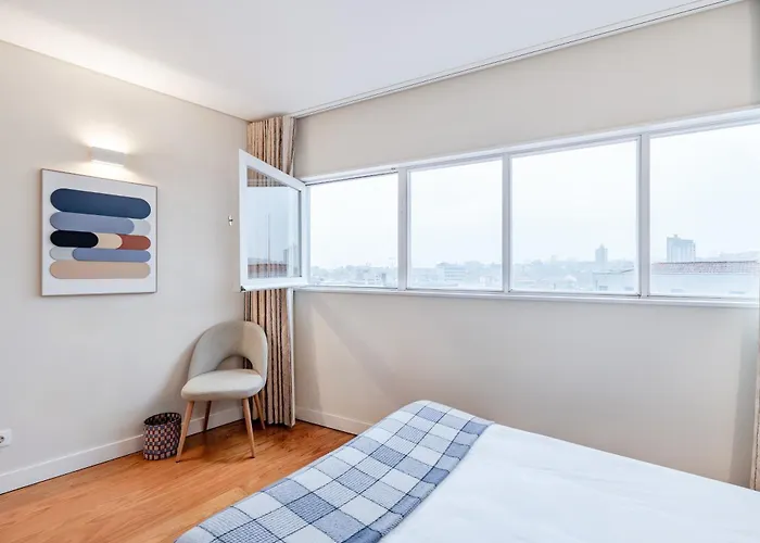 Viva Three Magi بورتو