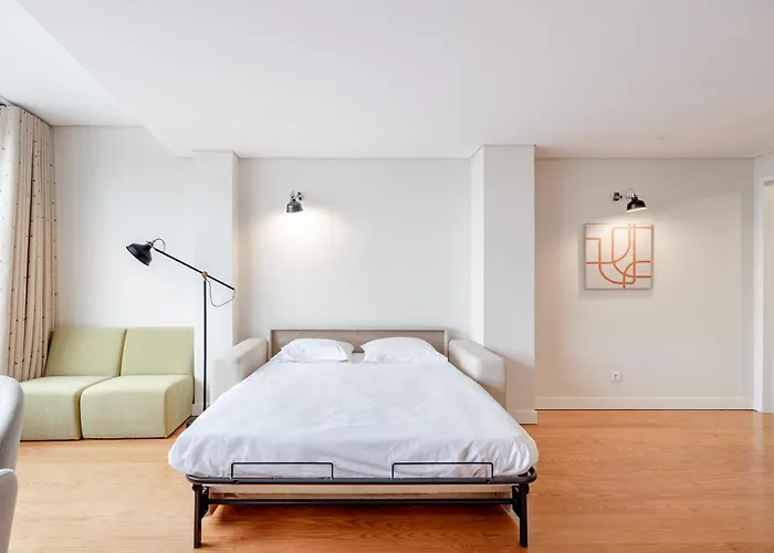 Viva Three Magi Porto