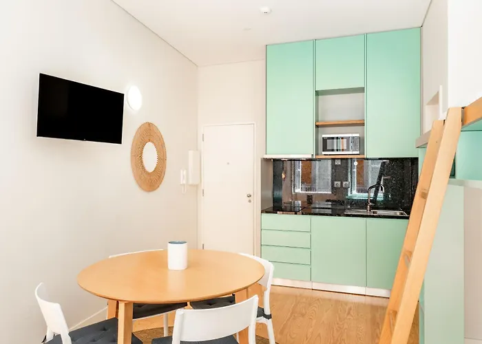 Konukevi Viva Three Magi 3*