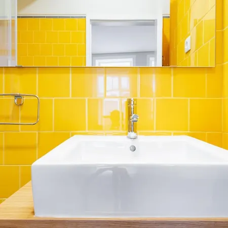 Viva Three Magi פורטו