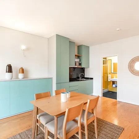 Viva Three Magi בית הארחה