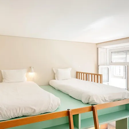 Viva Three Magi בית הארחה